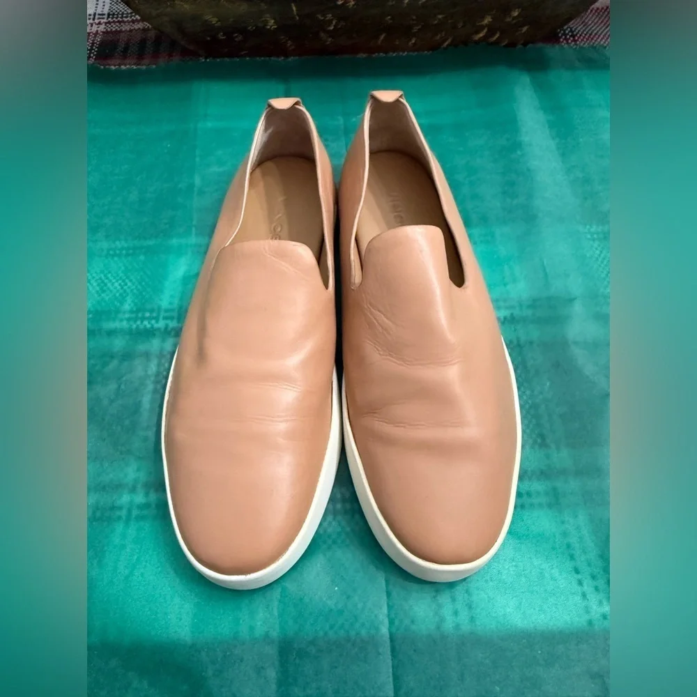 Vince leather slip-on sneaker